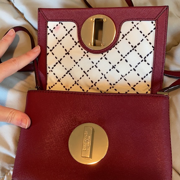 Kate Spade crossbody purse - Picture 3 of 6